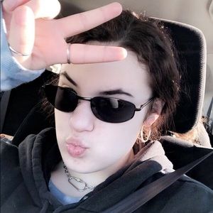 Meet your Posher, Grace